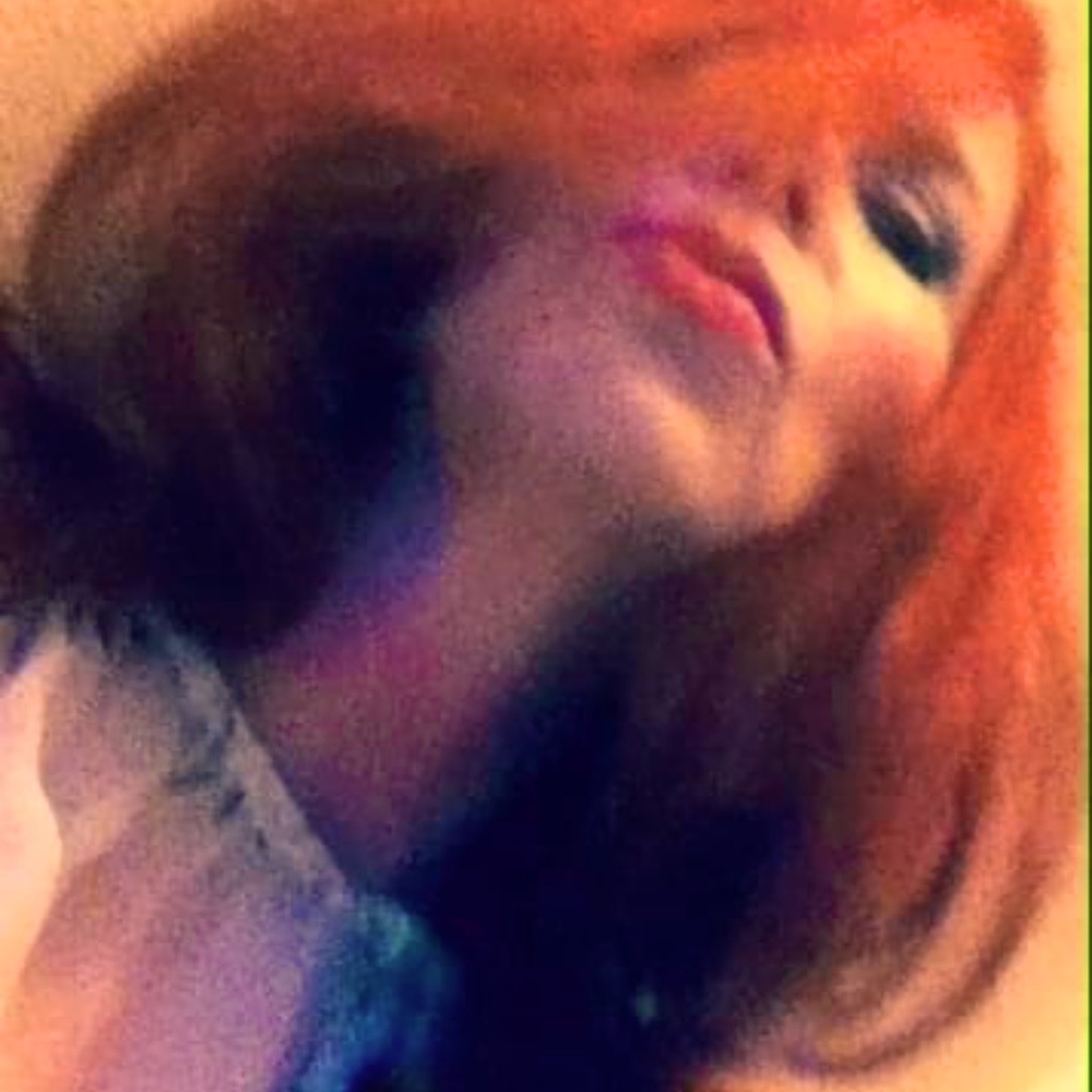 Meet your Posher, Camille